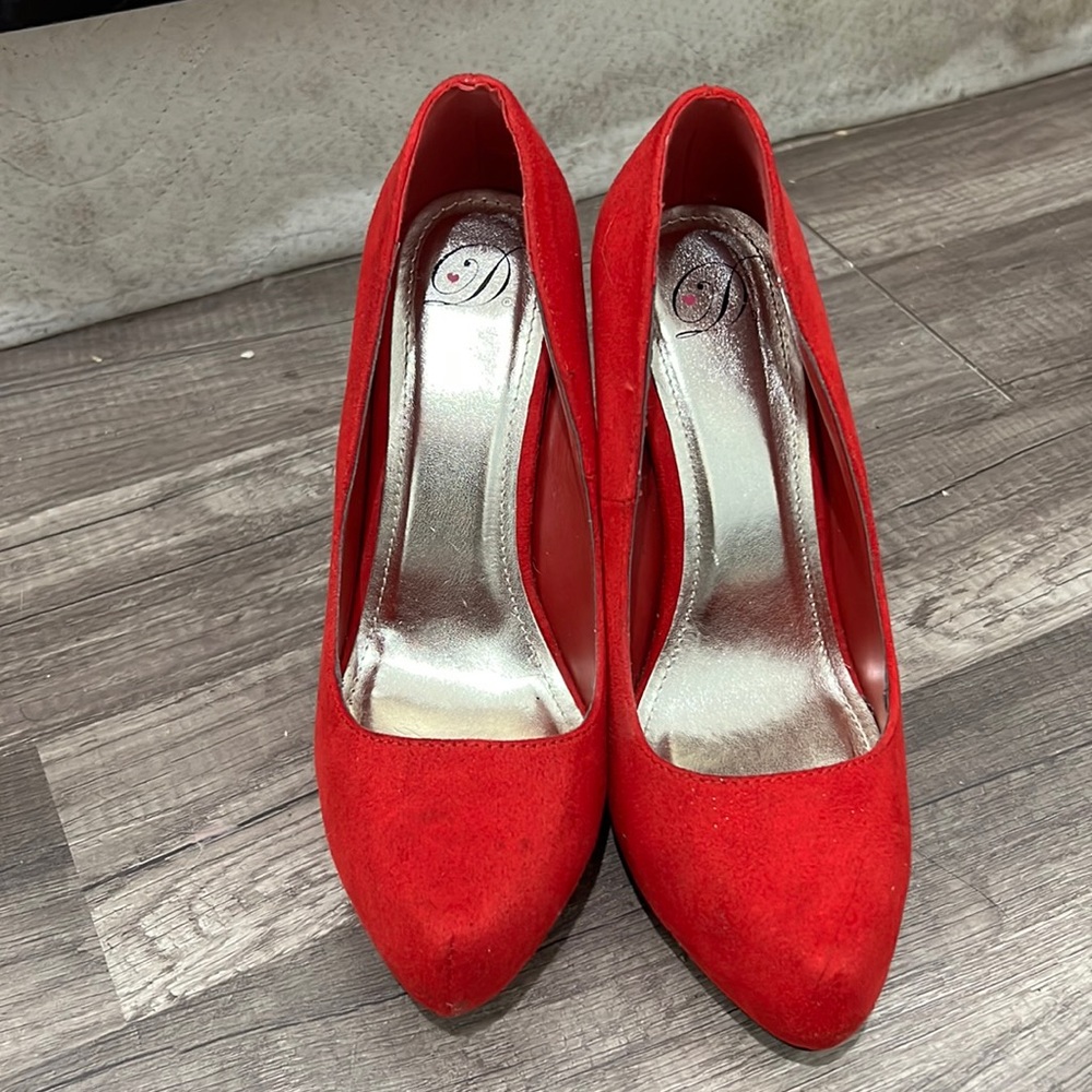 Red high heals